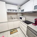Fontaine Apartment *